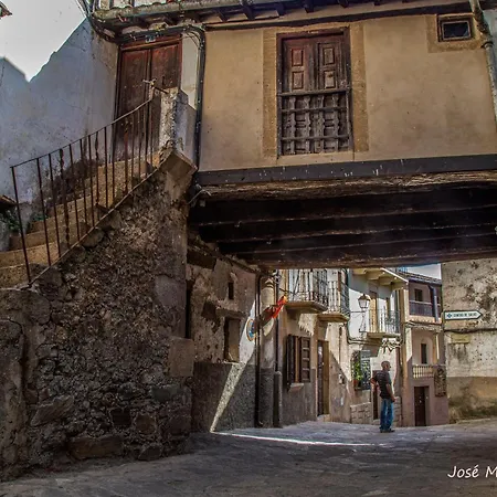 At La Abuela Antonia- Ca Felisa Torre de Don Miguel